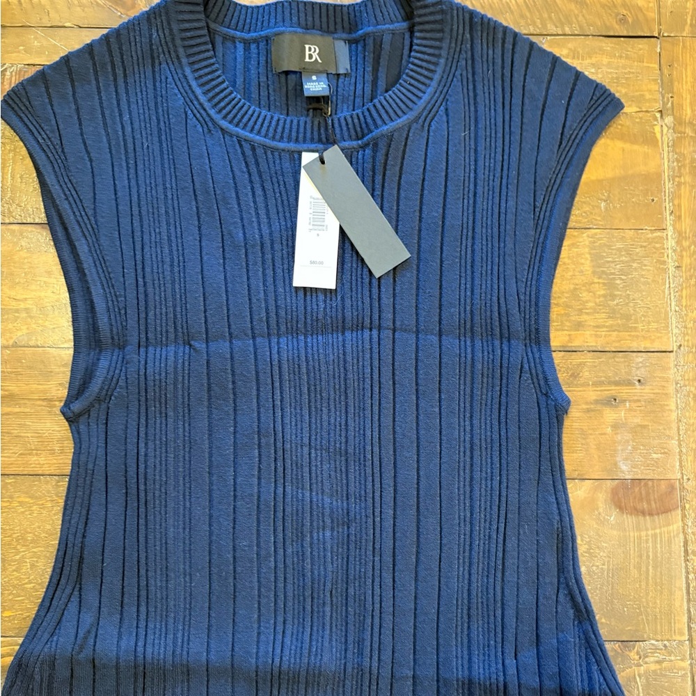 NWT Banana Republic sleeveless ribbed sweater. - Picture 2 of 2